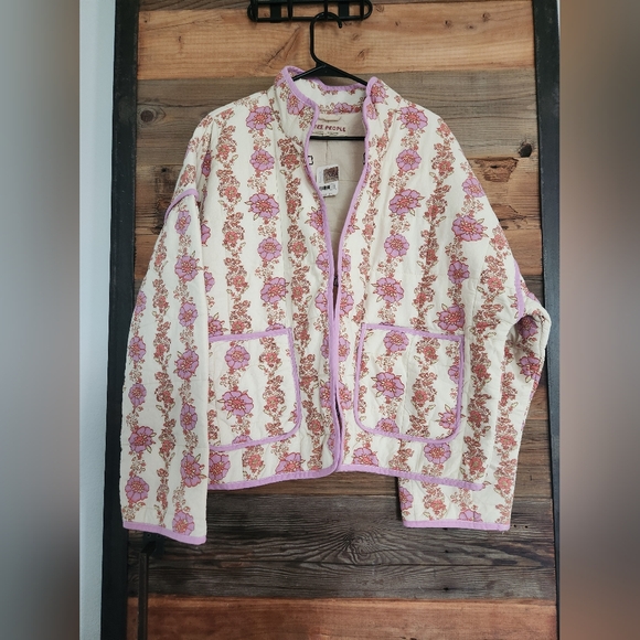 NWT FREE PEOPLE CHLOE QUILTED JACKET SIZE L $198 Retail!! - Picture 3 of 5